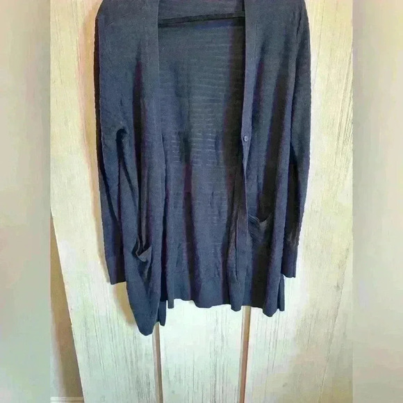 Cabi‎ Women's Dark Blue Snap-Closure Cardigan - Size Large - Picture 2 of 4